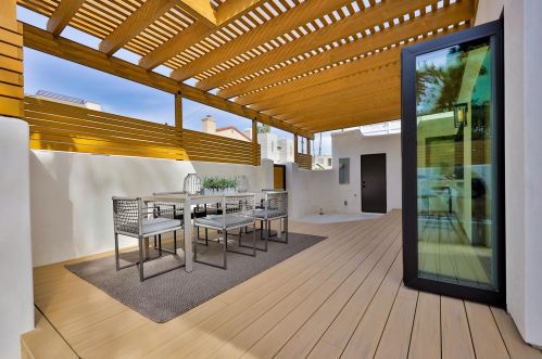 4215 Dawes St, San Diego CA  92109-4158 exterior