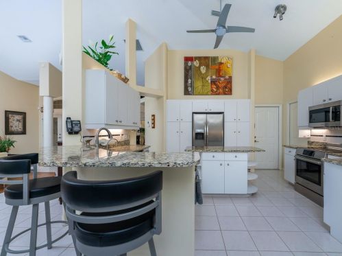 593 Rotonda Cir, Placida FL  33947-2022 exterior