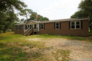 765 Nottingham Dr, Poteet, TX 78065-5039