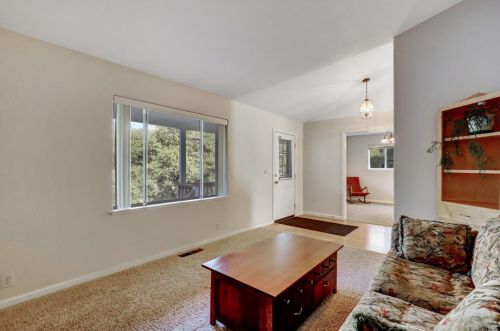 17155 Oscar Dr, Grass Valley CA  95949-7220 exterior