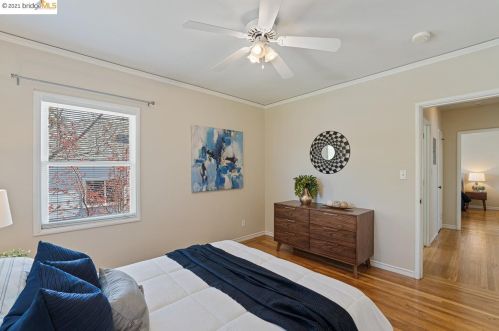 336 45 St, Oakland CA 94609-2025 exterior