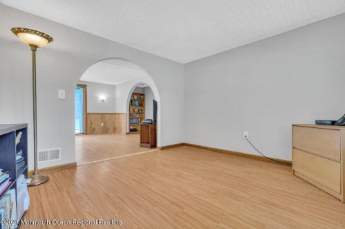 34 Wyoming Dr, Jackson Twp NJ  08527-1544 exterior