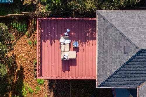 4216 Knoll Ave, Oakland CA  94619-3025 exterior