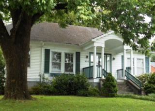 406 Concord St, Morganton, NC 28655-3412