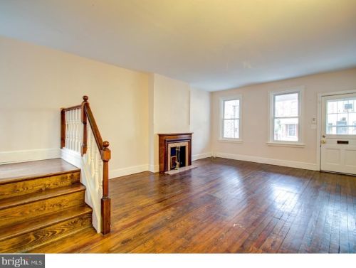 114 13th St, Wilmington, DE 19801-1105
