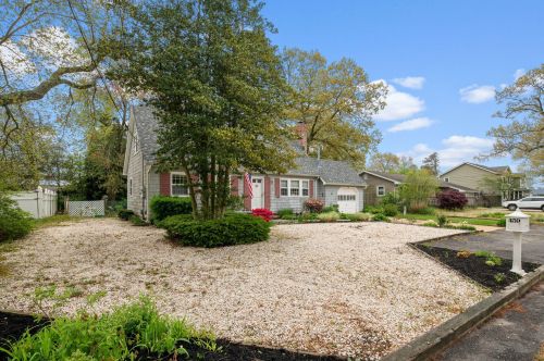 459 Newport Rd, Lacey NJ  08731-4809 exterior