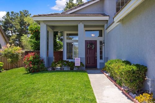 31669 Corte Esparza, Temecula CA  92592-3910 exterior