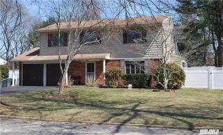 57 Kirkland Dr, Greenlawn, NY 11740-2135
