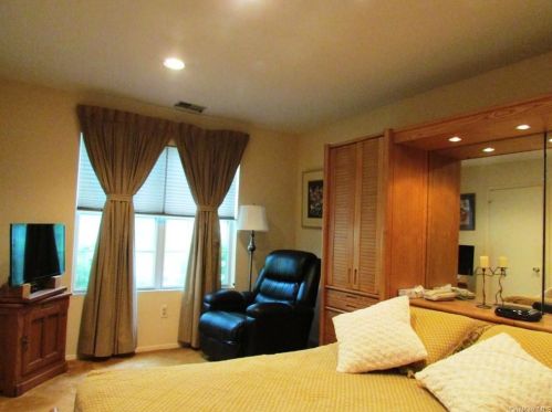 48 Hidden Ridge Dr, Monticello NY  12701-3080 exterior