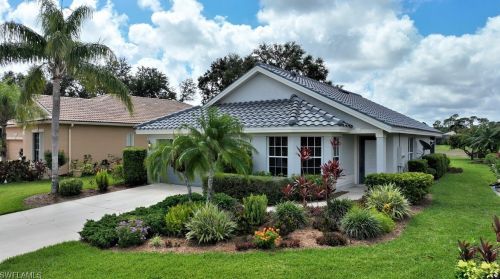 2100 Oxford Ridge Cir, Lehigh Acres, FL 33973-6057