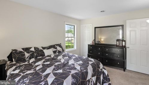 1211 Woodrow Ct, Dover DE  19904-2697 exterior