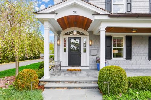 310 South Ave, New Canaan CT  06840-5820 exterior