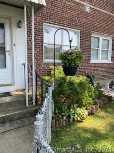 23 Court A, Bridgeport, CT 06610-3351