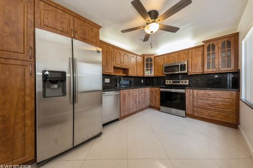 5186 Jog Ln, Delray Beach, FL 33484-6619
