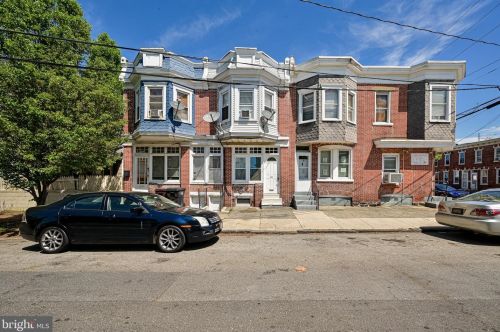 1141 13th St, Wilmington, DE 19802-5208