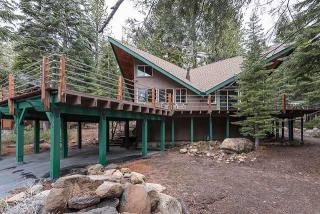 12850 Falcon Point Pl, Truckee, CA 96161-6443