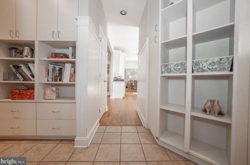 825 Bryn Mawr Ave, Newtown Square PA  19073-4333 exterior