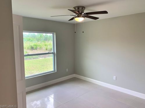 921 Lee Ave, Lehigh Acres FL 33972-9105 exterior