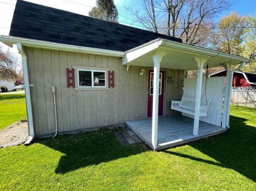 205 Hillcrest Dr, Mount Vernon, OH 43050-2834