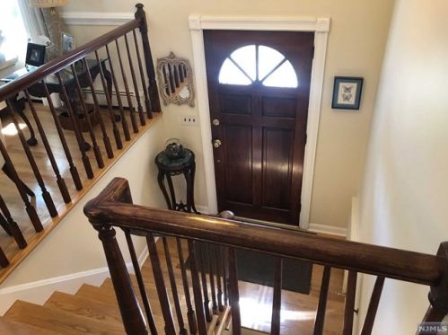 1105 Steuben Ave, N Milford NJ  07646-3264 exterior