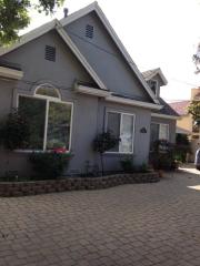 1019 High School Way, Mountain View CA  94041-1910 exterior