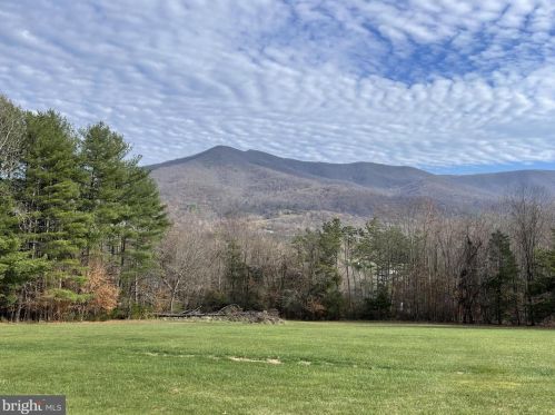 248 Hill Top Ct, Richmond National Battlefiel, VA 22835-7135