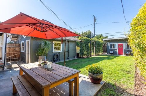 755 Junipero Ave, Long Beach CA  90804-4609 exterior