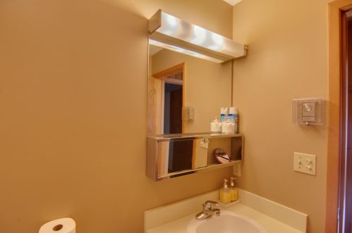 14 Streamside Rd, Ellsworth NH  03223-5046 exterior