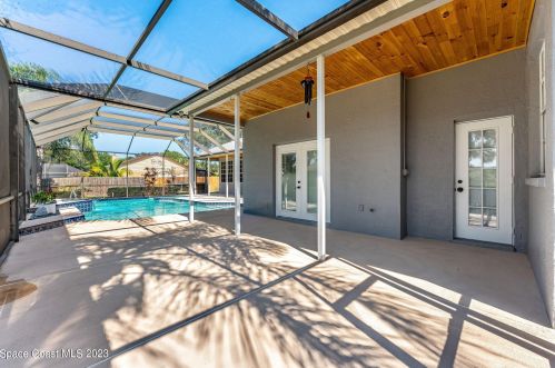 816 Brookstone Dr, Merritt Island FL  32952-4141 exterior