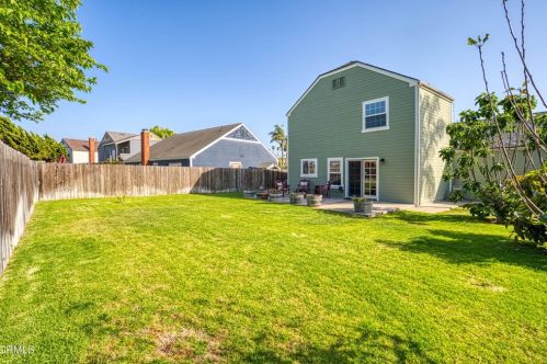 1640 Rivas Ln, Oxnard CA 93035-2749 exterior