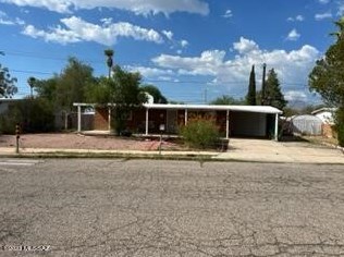 4741 25th St, Tucson AZ  85711-4928 exterior