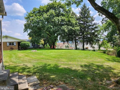 9644 Hamilton Blvd, Breinigsville PA  18031-1722 exterior