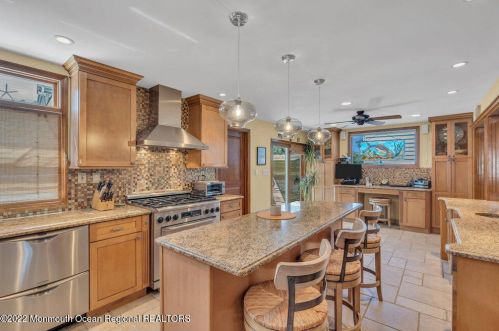 211 Ave, Belmar NJ 07719-2014 exterior