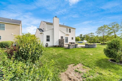 103 Glen Crossing Dr, Pataskala OH  43062 exterior