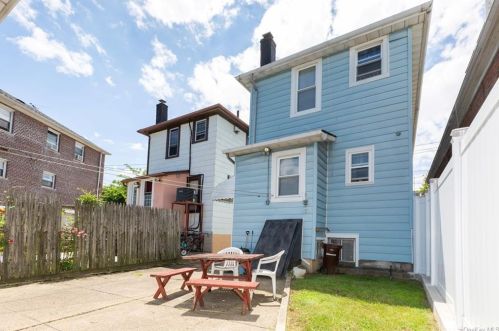 1502 Mayflower Ave, Bronx, NY 10461-5421