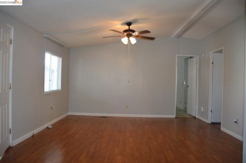 166 Sunset Way, West Pittsburg, CA 94565-5426