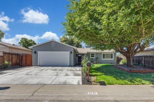8736 Elk Way, Elk Grove, CA 95624-1648