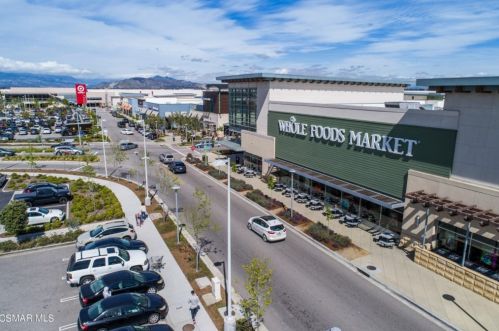 723 Forest Park Blvd, Oxnard CA 93036-5311 exterior