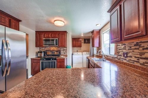 33530 Harvest Way, Wildomar, CA 92595-8896