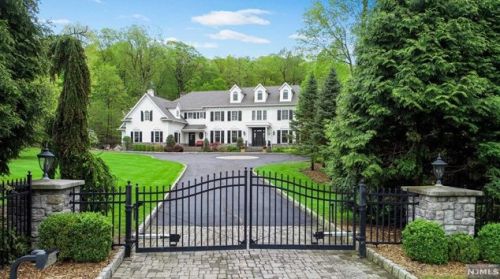 177 Breakneck Rd, Franklin Lakes, NJ 07417-1550