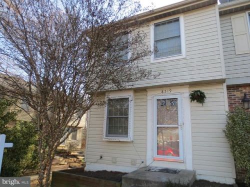 8519 Koluder Ct, Lorton VA  22079-3075 exterior