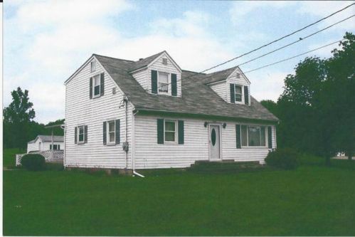 505 Englishman Hill Rd, South Connellsville, PA 15425-9333