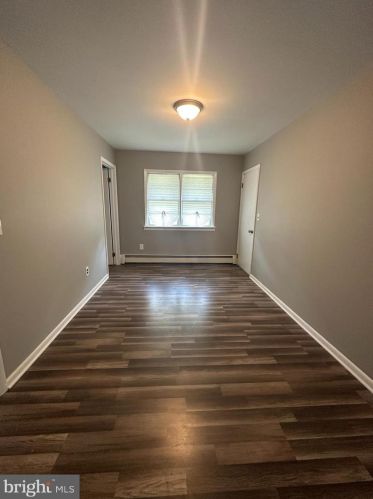 142 Hazelhurst Ave, Lawrence Township NJ  08638-3512 exterior