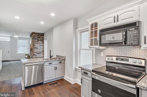 1907 Boas St, Harrisburg PA  17103-1605 exterior