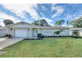 5207 13th Avenue Dr, Bradenton, FL 34209-4236