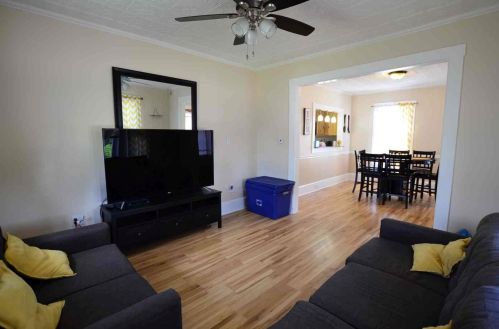 8 6 St, Nashua NH  exterior