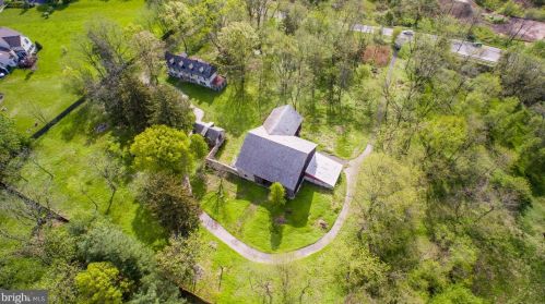 1704 Dreshertown Rd, Dresher PA  19025-1303 exterior