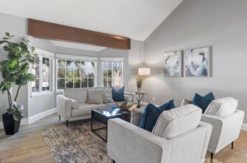 584 Andover Dr, Anaheim CA  92807-4606 exterior