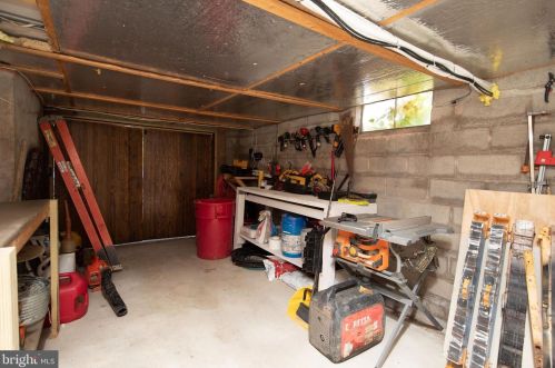 126 Dark Hollow Rd, Pipersville PA  18947-9369 exterior