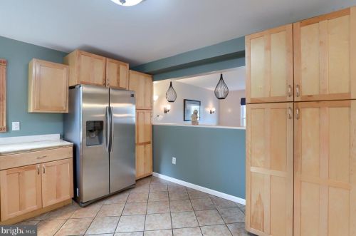194 Jonathan Way, Red Lion PA  17356-9044 exterior